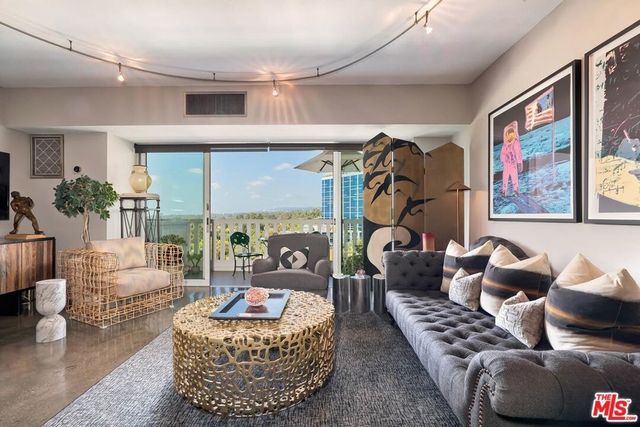 999 N Doheny Drive # 1012, West Hollywood