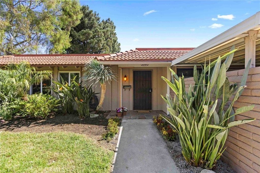 3095 N Via Serena # B, Laguna Woods