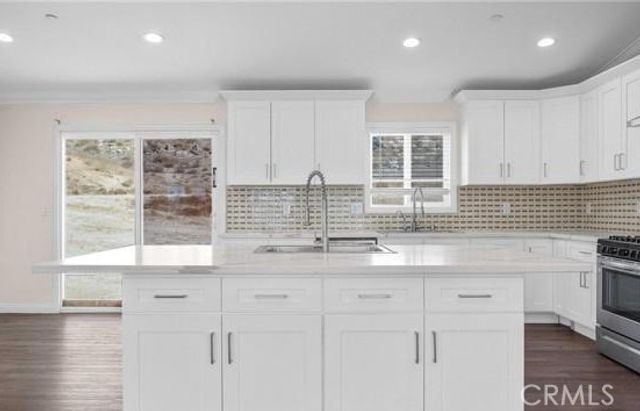 17373 Cyrus Lane, Riverside