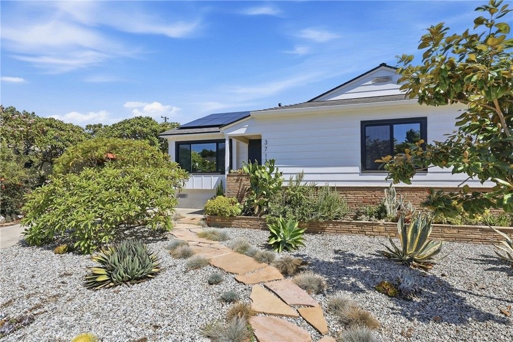 3716 Nipomo, Long Beach
