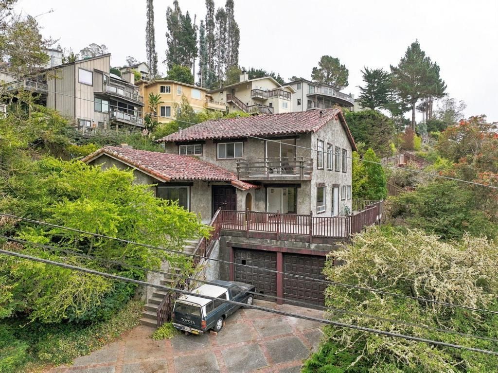 578 Portola Avenue, El Granada