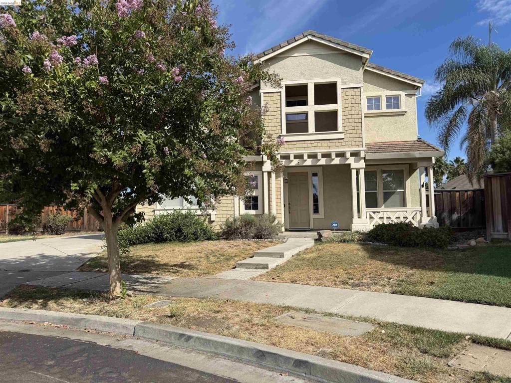 140 Treadwell Ct, Brentwood