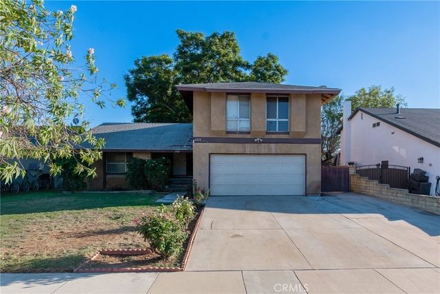 2538 E Canterbury E, Ontario