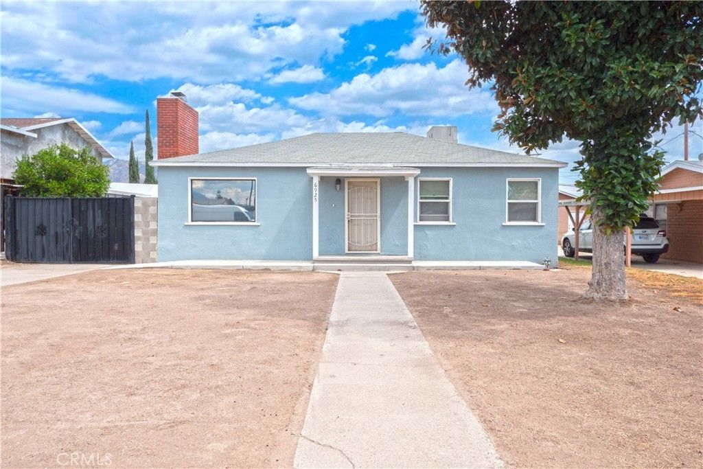 6925 Osbun, Highland