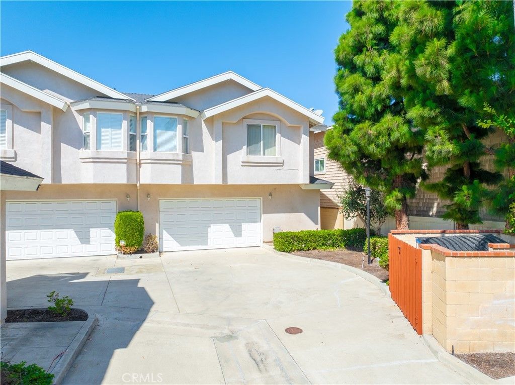 2239 Pacific, Costa Mesa