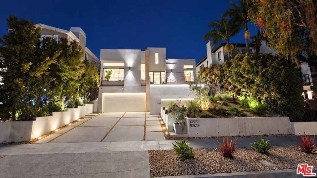 10572 Putney Road, Los Angeles