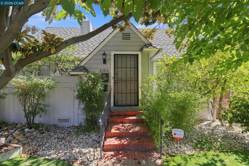 2180 Hillside Ave, Walnut Creek