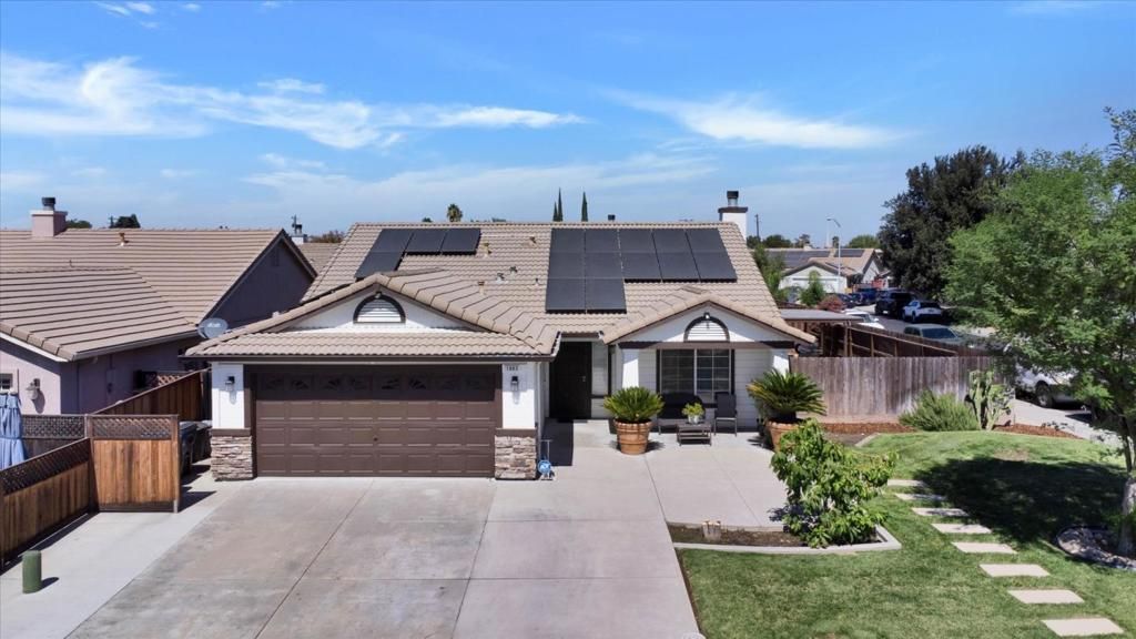 1093 Lambdin Street, Manteca