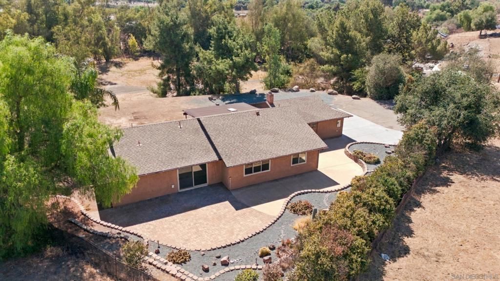 1029 Olive Ave., Ramona