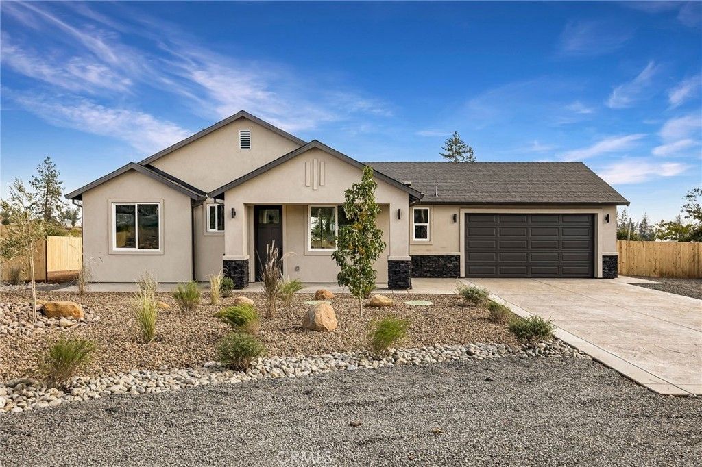 938 Bille Road, Paradise