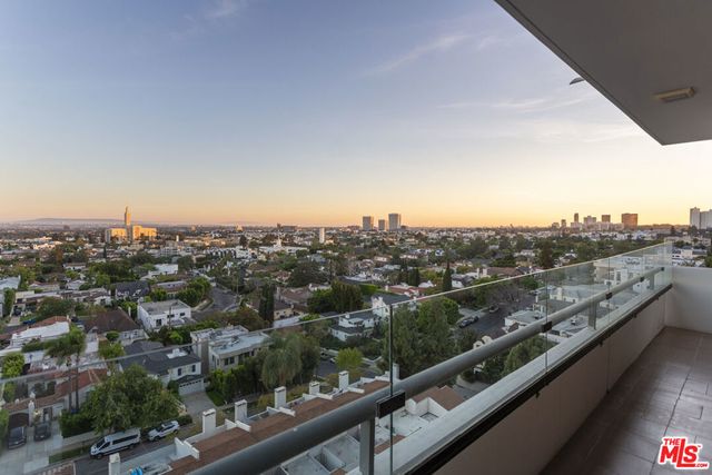 10660 Wilshire Boulevard # 1207, Los Angeles