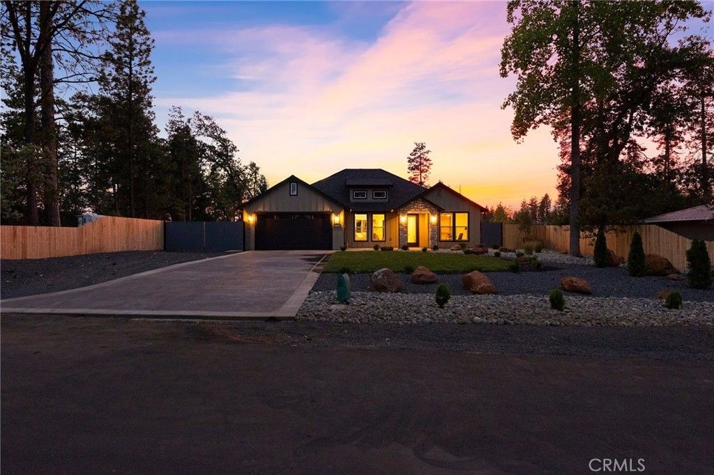 5815 Fickett Lane, Paradise
