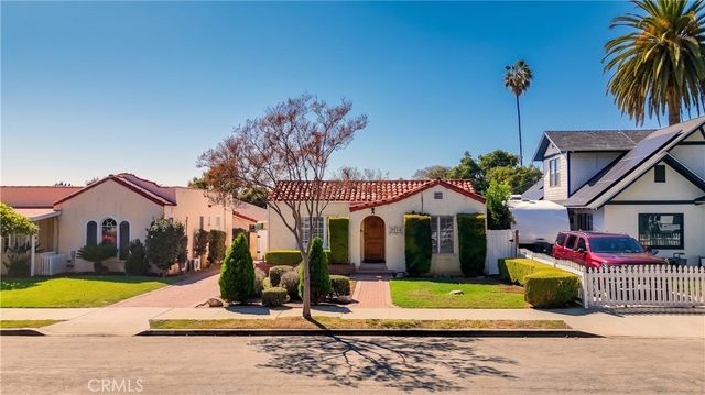 7741 Friends Avenue, Whittier