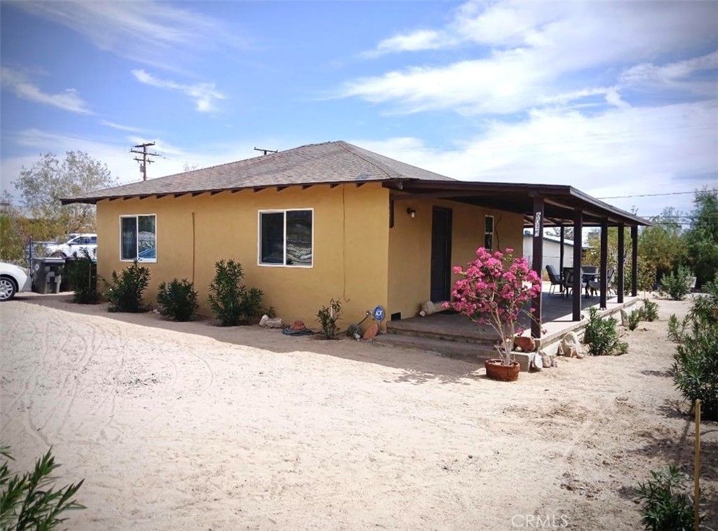 6045 Cahuilla, 29 Palms