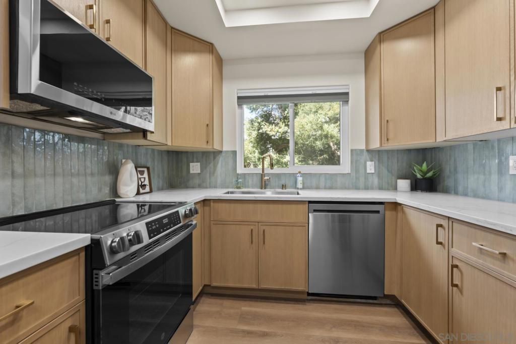 3644 3rd Ave # 5, San Diego