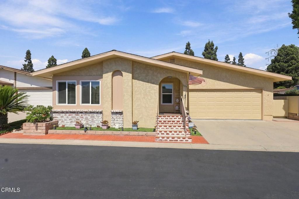 1220 Johnson Drive # 107, Ventura