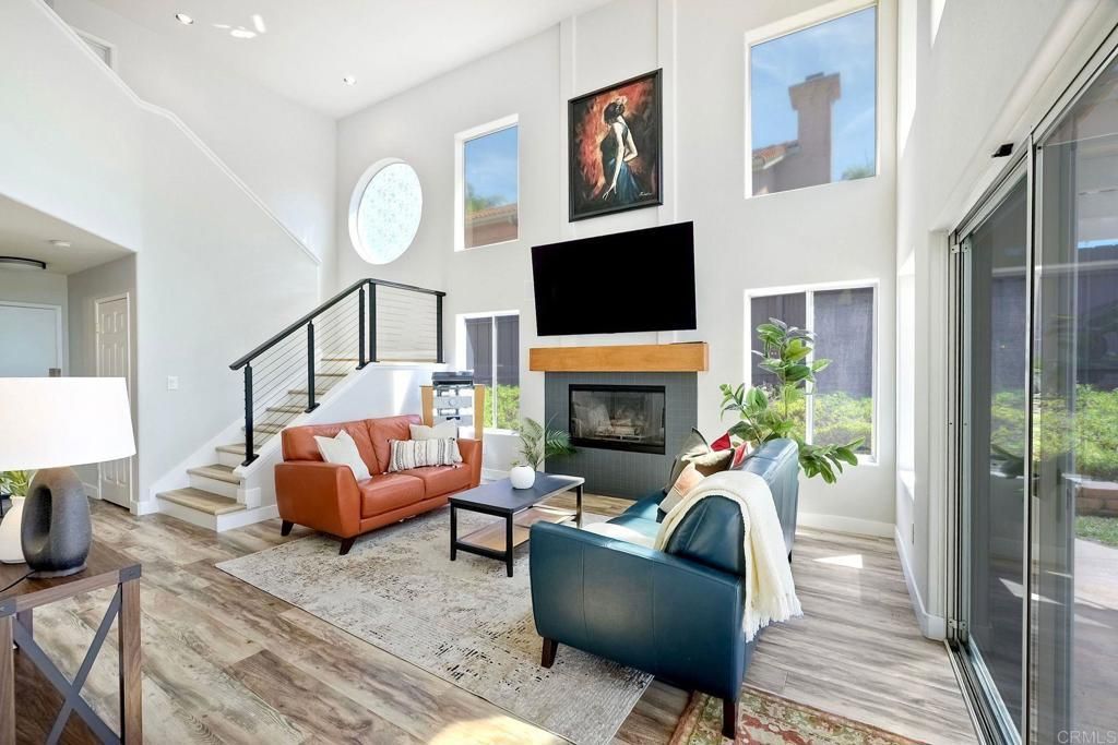 1651 Calle Las Casas, Oceanside