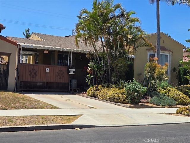 8215 S Mariposa, Los Angeles