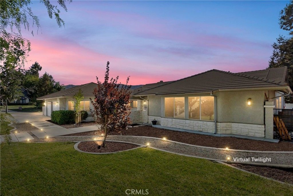 13582 Oak Hill Court, Yucaipa