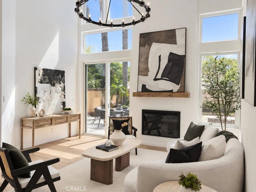 37 Gullwing, Laguna Niguel
