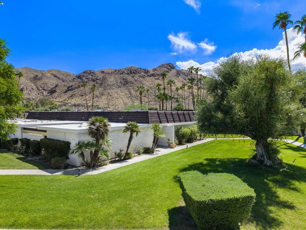 2515 E Jacaranda Road, Palm Springs