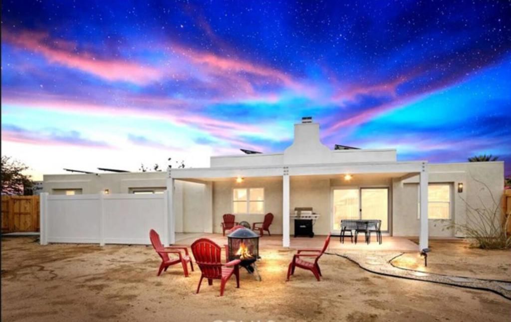 8564 Taft Court, Yucca Valley