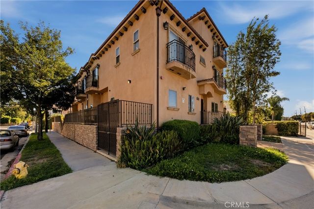 14702 Magnolia Boulevard # 105, Sherman Oaks