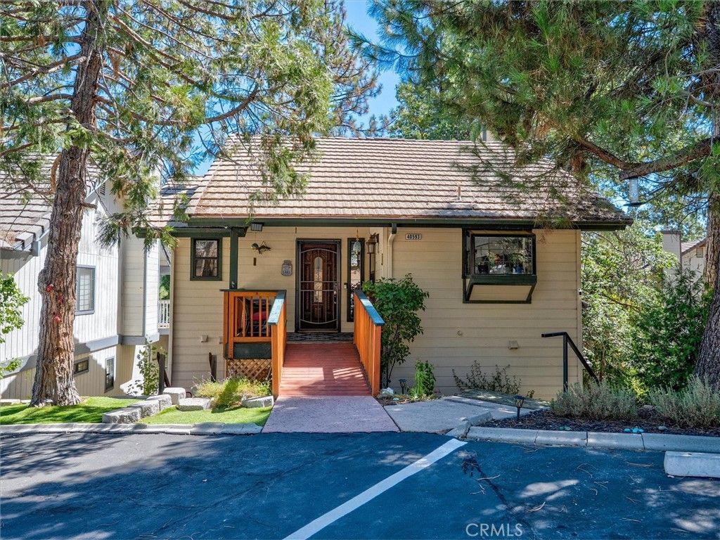 40593 Saddleback, Bass Lake
