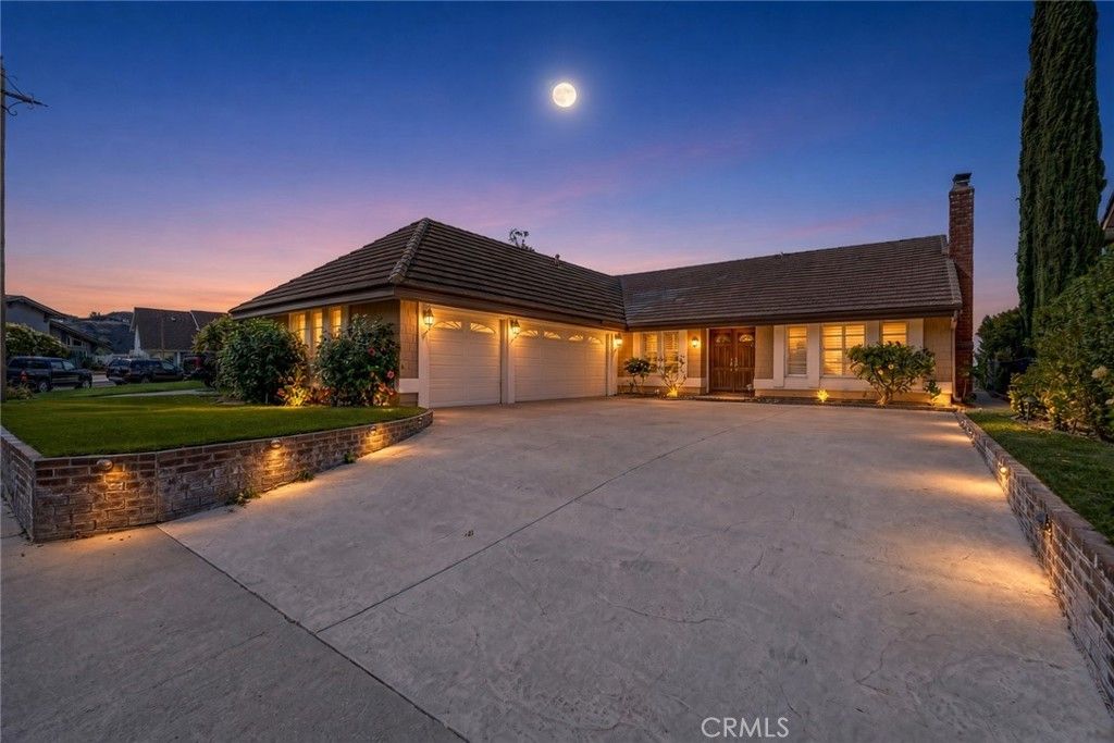551 S Paseo Lucero, Anaheim