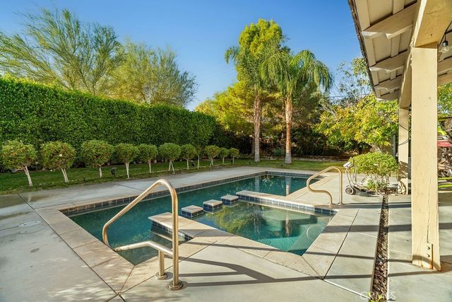 1820 E Racquet Club, Palm Springs