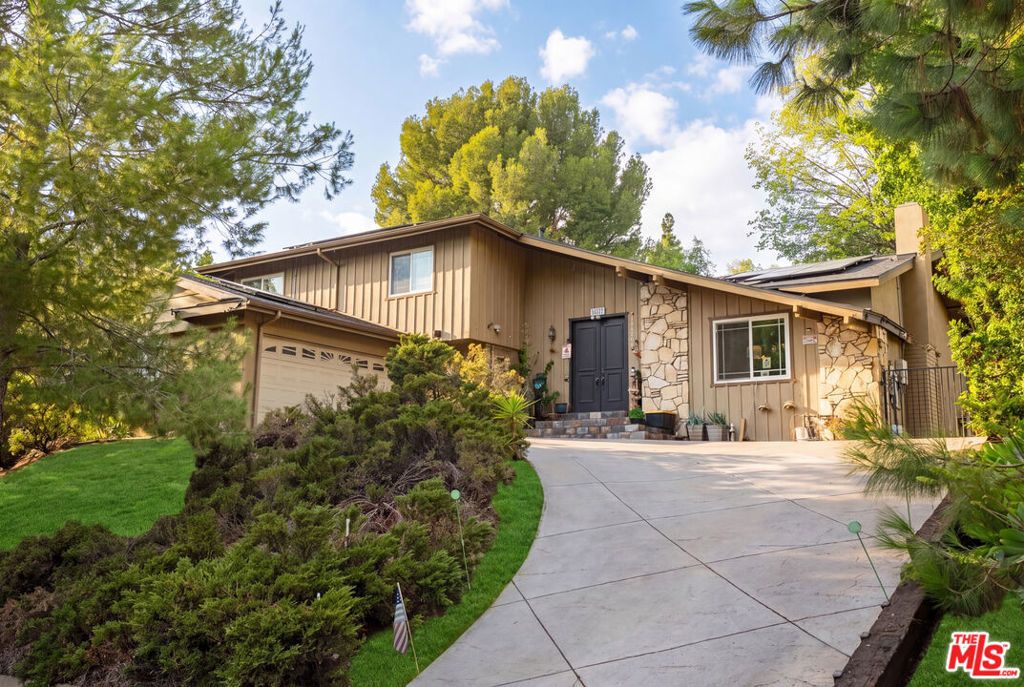 19377 Germain Street, Porter Ranch