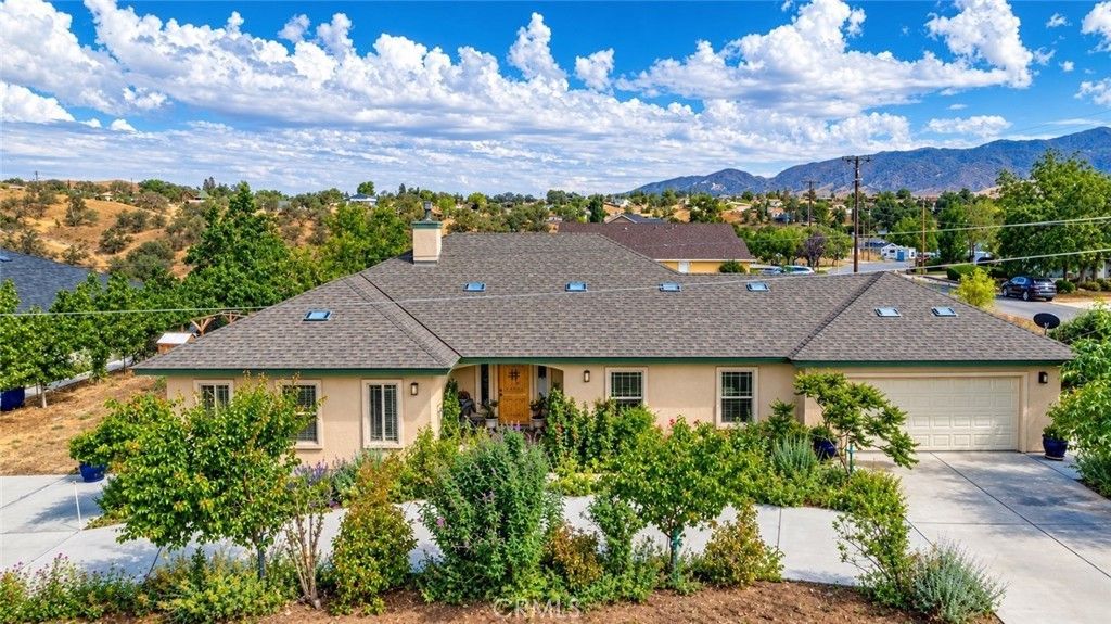 20000 Bald Mountain, Tehachapi