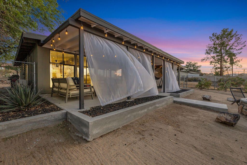 61548 Capilla Drive, Joshua Tree