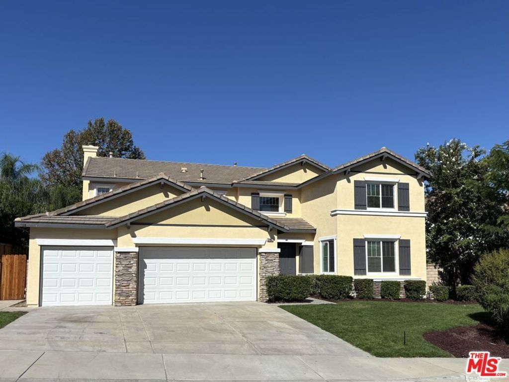 31407 Shadow Ridge Drive, Menifee
