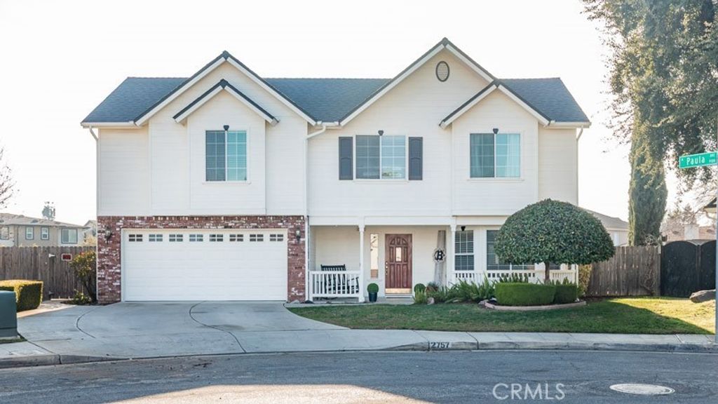 2757 E Jon, Fresno