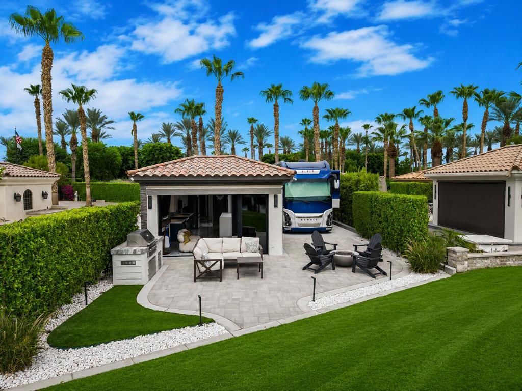 80501 Avenue 48 # 165, Indio