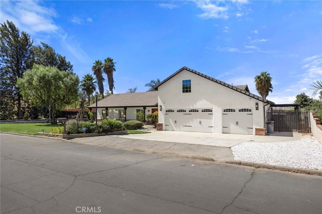 17411 Kaison Circle, Riverside
