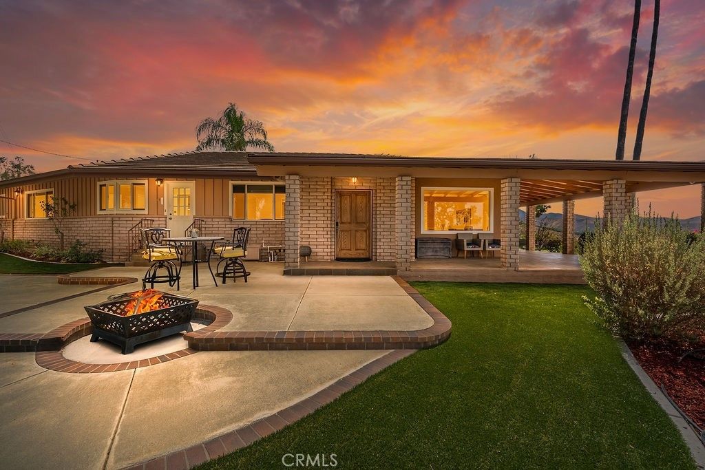 44420 Mayberry, Hemet