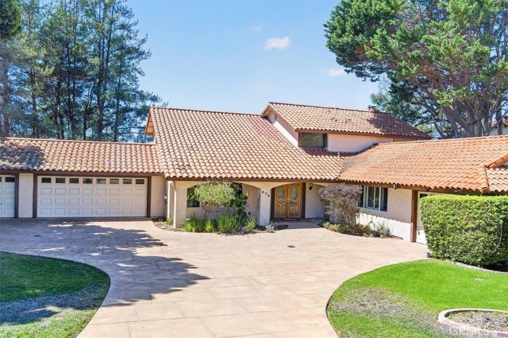 679 Saint Andrews, Lompoc
