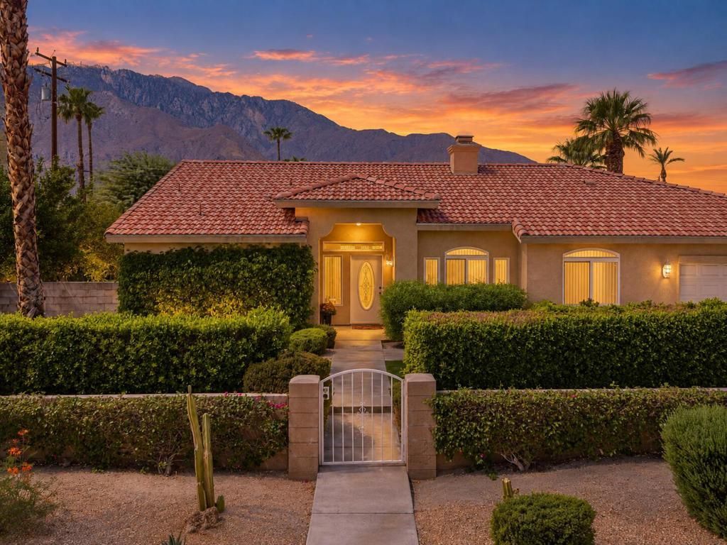 2123 E Nicola Road E, Palm Springs
