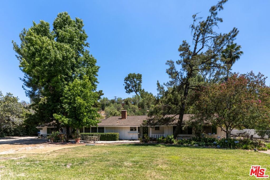 23909 Long Valley Road, Hidden Hills