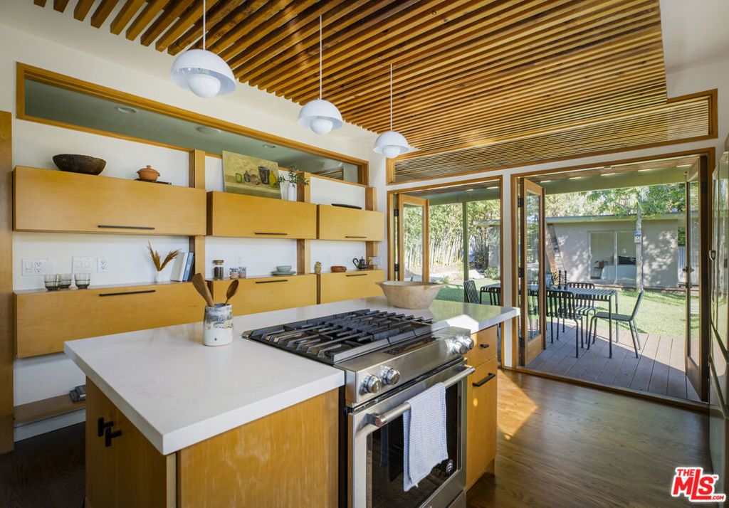 1632 Maltman Avenue, Los Angeles