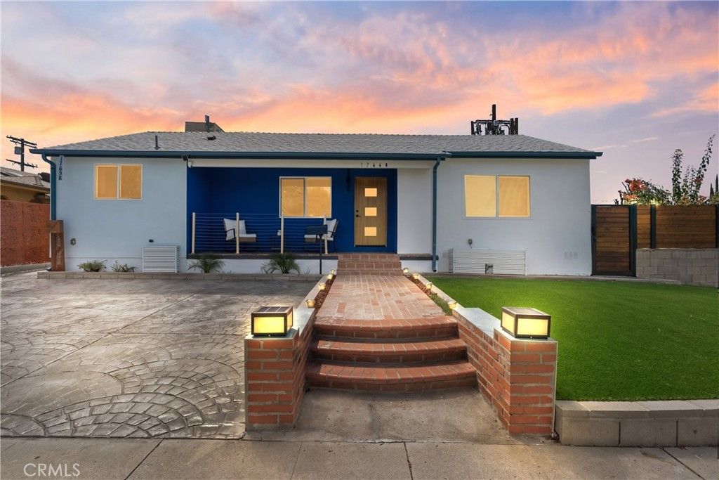 17660 Martha, Los Angeles