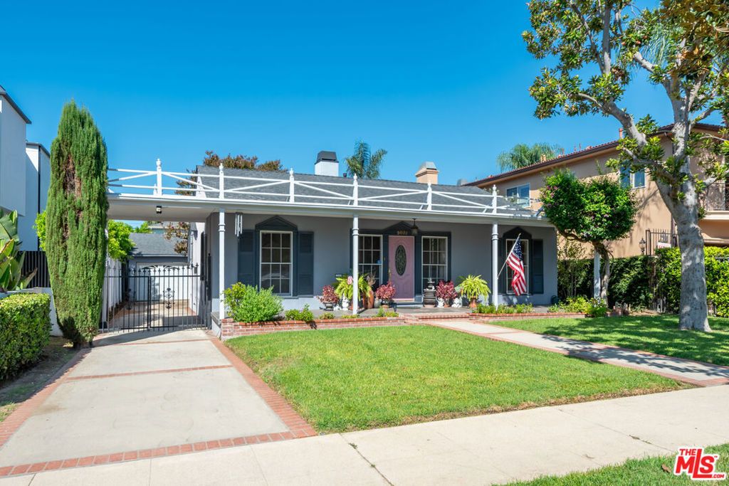 5031 Nagle Avenue, Los Angeles