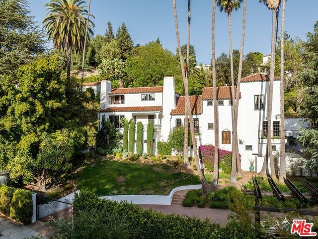 2556 Aberdeen Avenue, Los Angeles