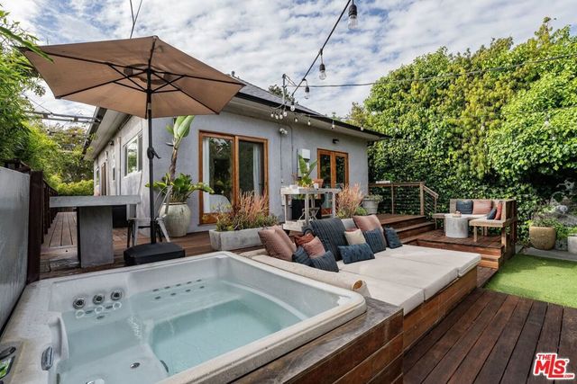 416 Brooks Avenue, Venice