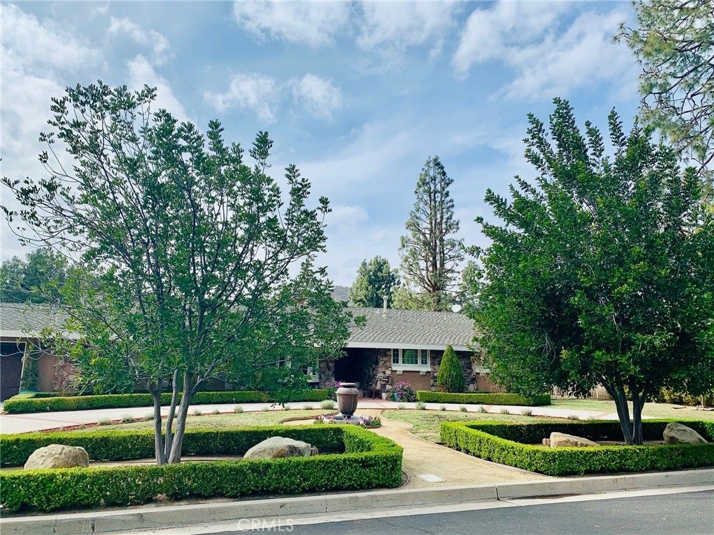 9701 Nita Avenue, Chatsworth