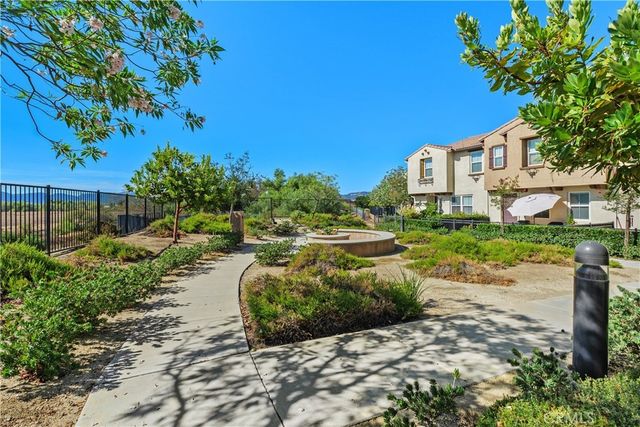 40410 Calle Real, Murrieta