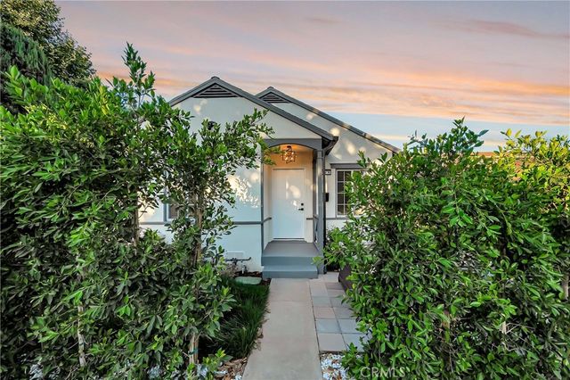 128 Lukens Place, Glendale