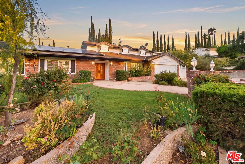 19230 Cheyenne Street, Porter Ranch